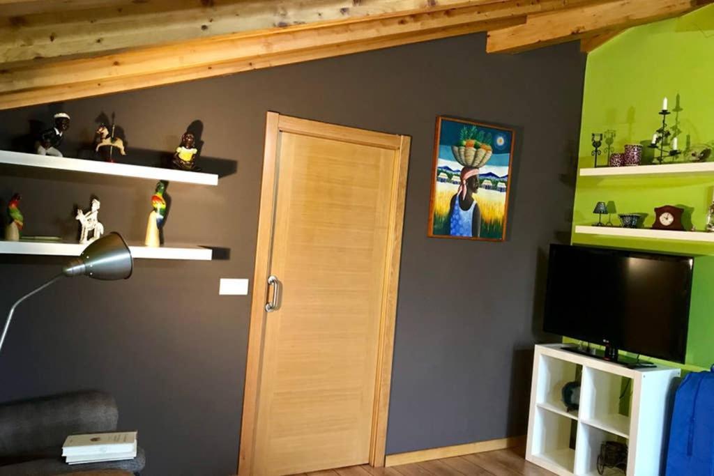 Tranquila Casita De Invitados En Vigo Con Chimenea Eksteriør bilde